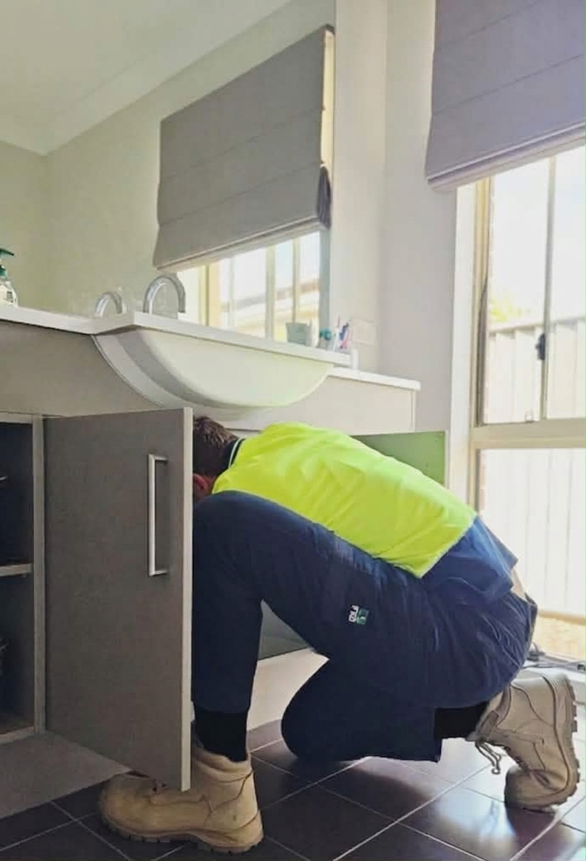 Graph showing dramatic drop in income due to injury